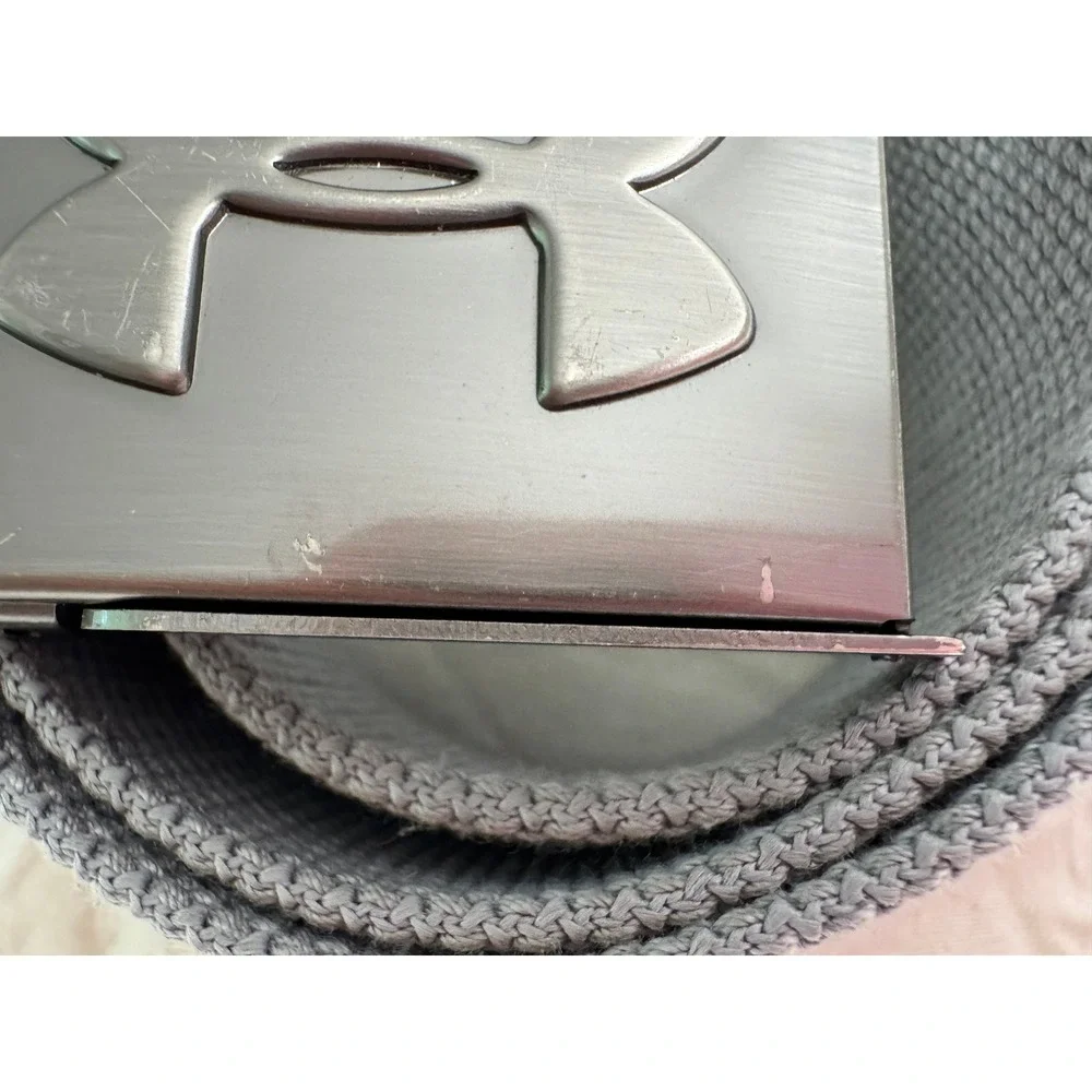 Under Armour Gray Webbed Canvas Golf Belt Metal Logo Buckle Adjustable M/L